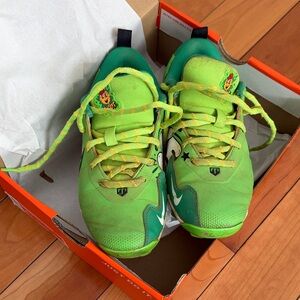 Nike Force Trout baseball cleats (size 4)